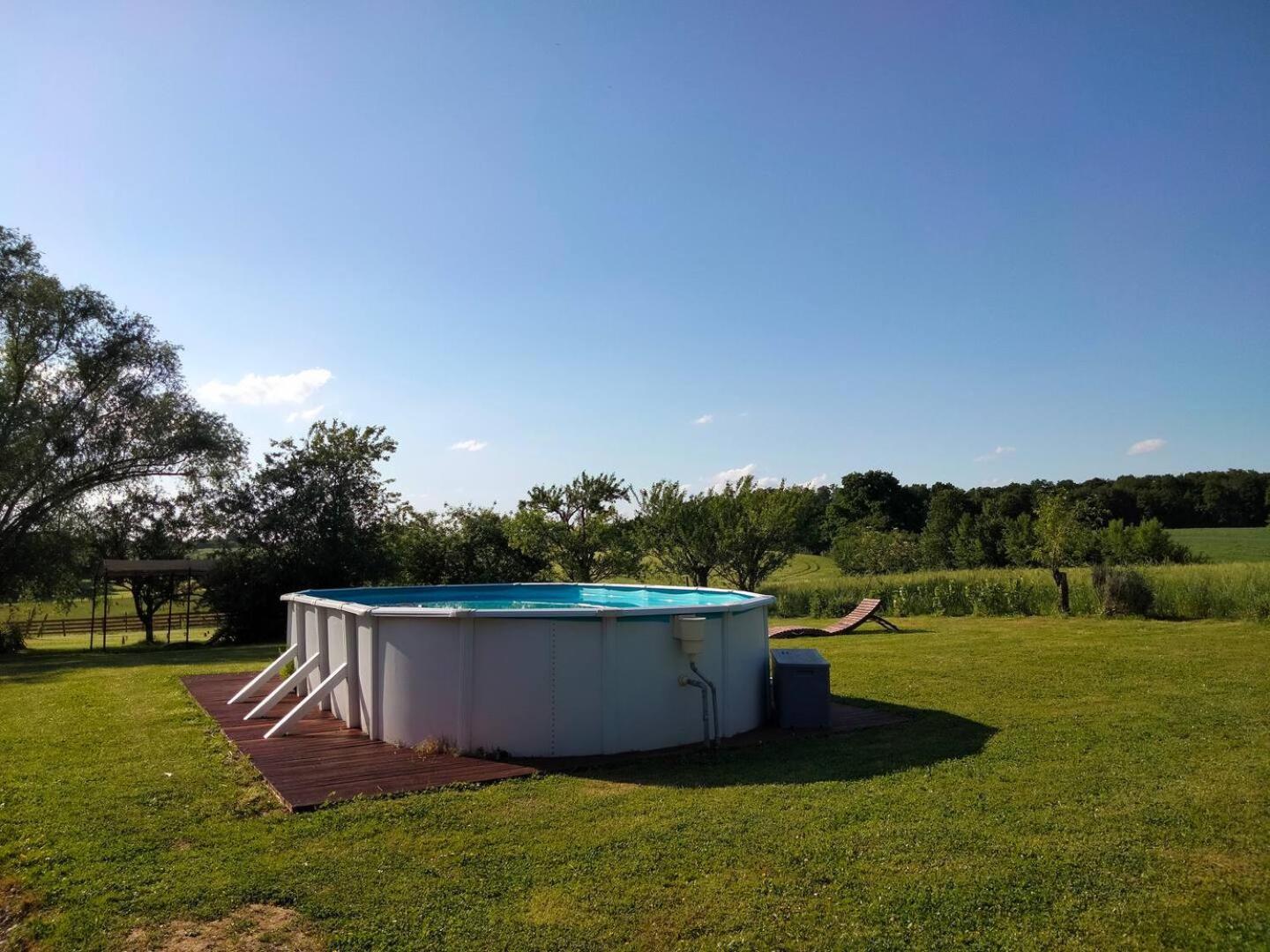 Bed and Breakfast La Grange A Outeaux Montpont-en-Bresse Экстерьер фото